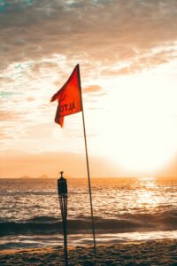 5 Red Flag Maintenance Issues for Every HOA or Condo Board