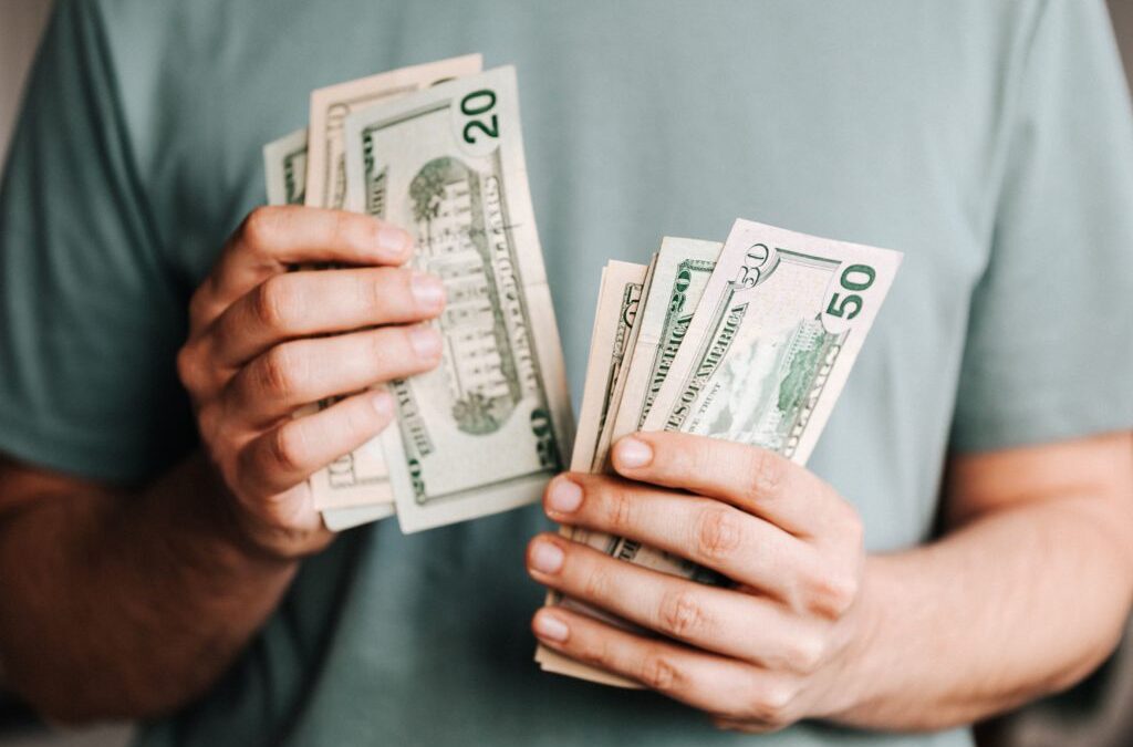 ¿Cuánto Puede Aumentar una HOA las Cuotas Cada Año en Florida?